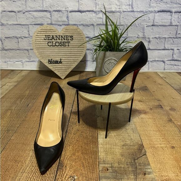 Christian Louboutin Apostrophy 100 Leather Pumps COA in photos - Picture 1 of 14